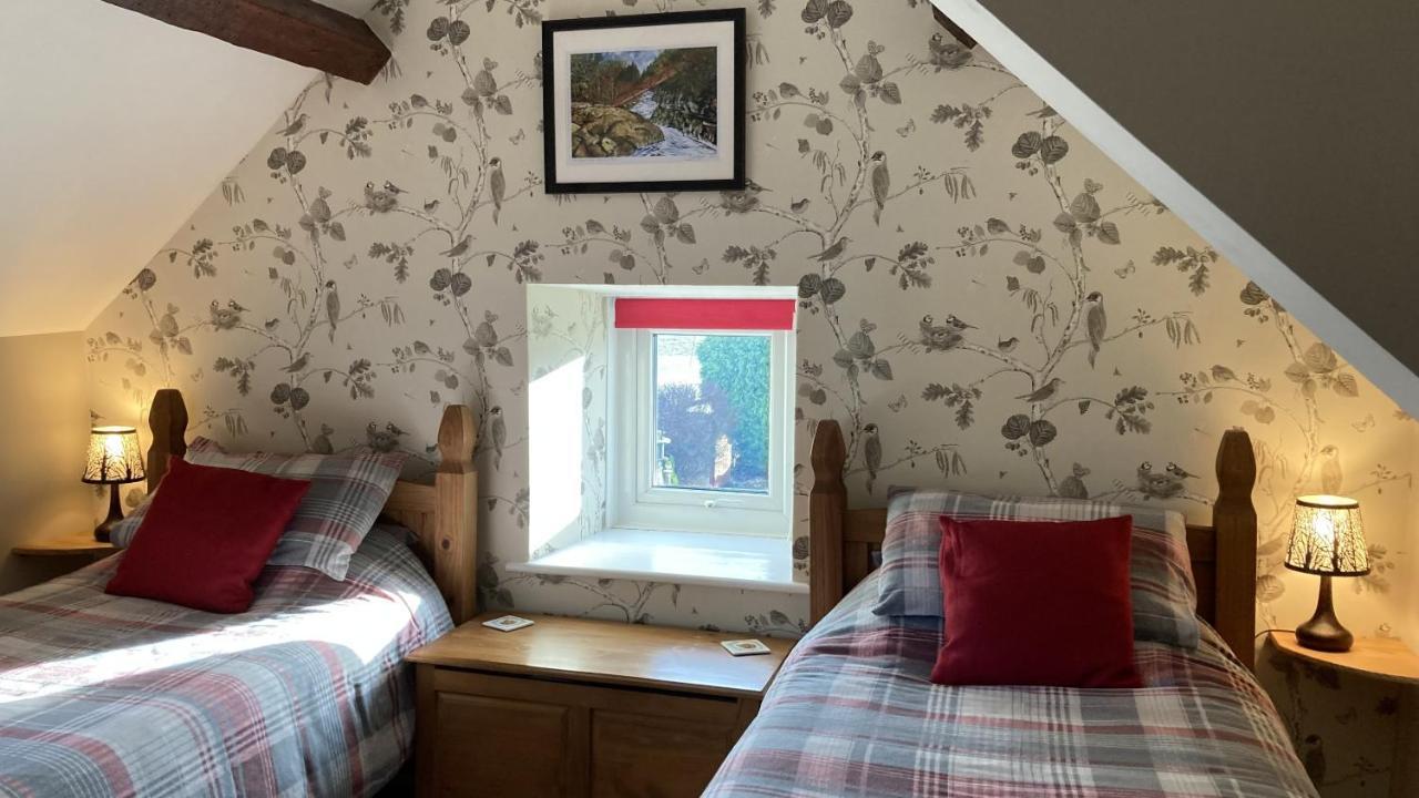 Llwyn Onn Guest House, North Wales Pentrefoelas Ruang foto