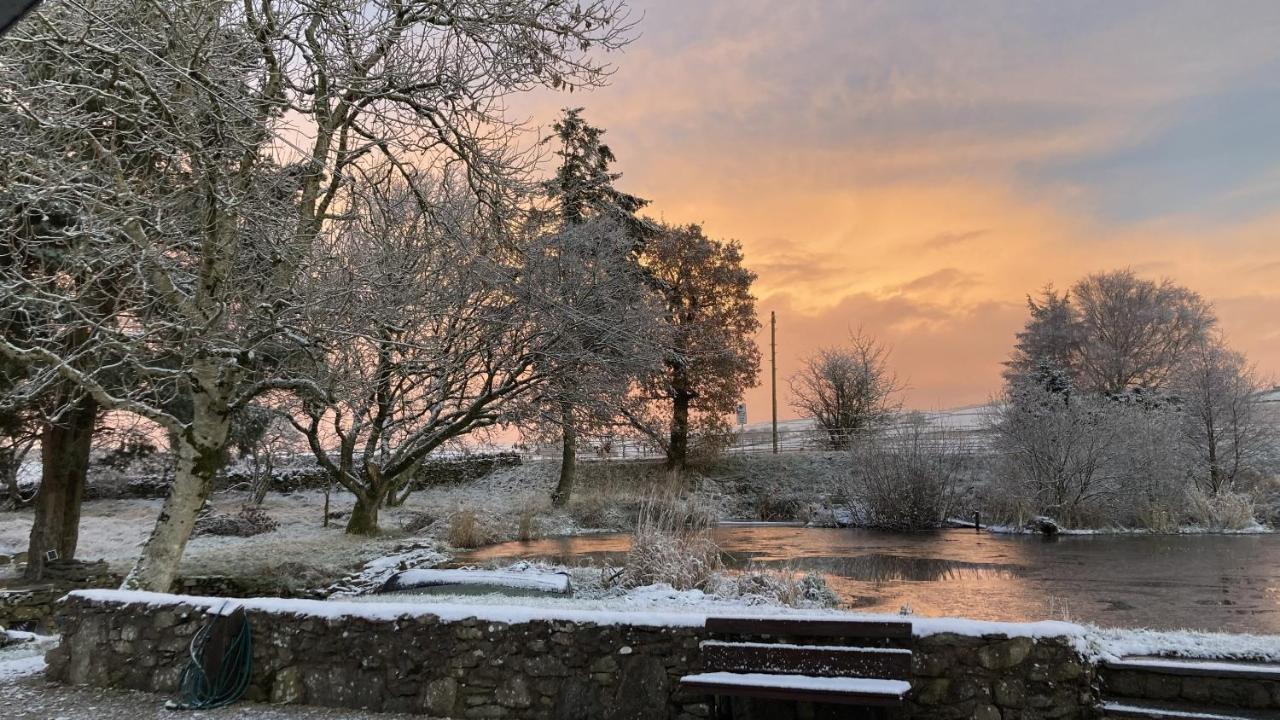 Llwyn Onn Guest House, North Wales Pentrefoelas Bagian luar foto